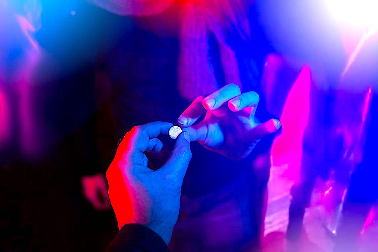 Dopalacze wciąż groźne – nie próbuj się o tym przekonać!