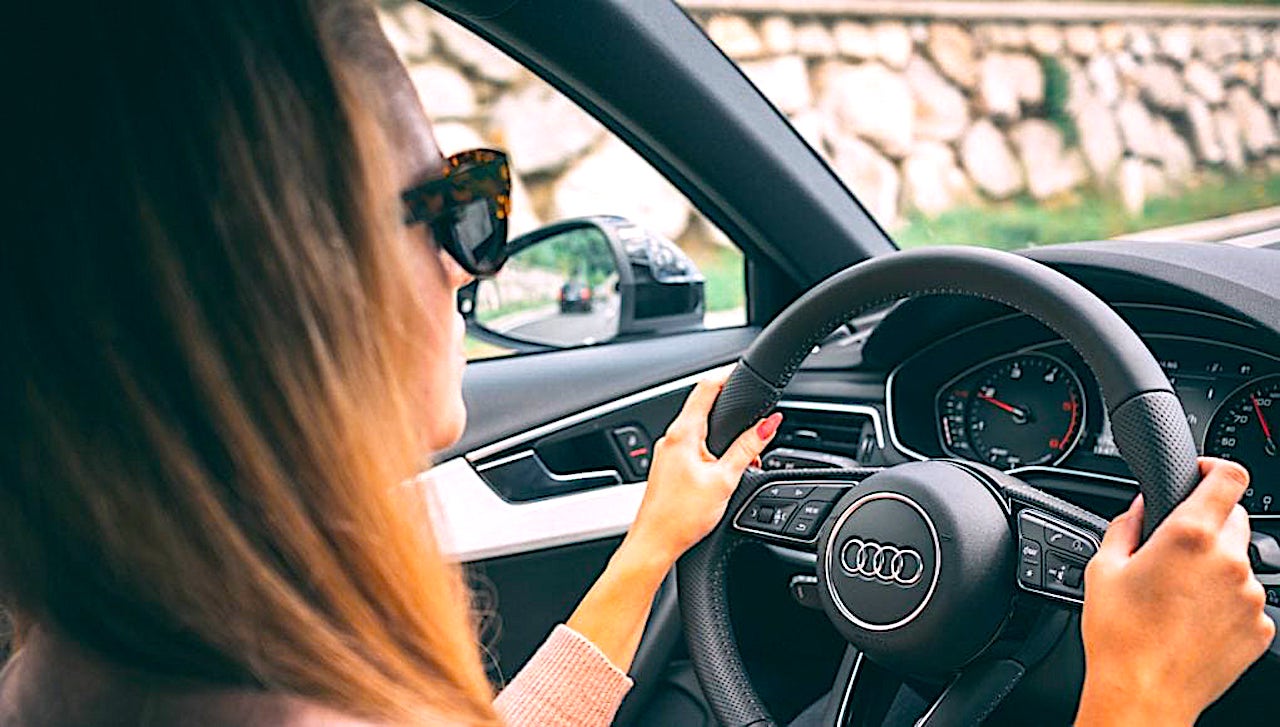 Najpierw kobieta, potem mężczyzna – oboje jechali brawurowo i ponieśli karę