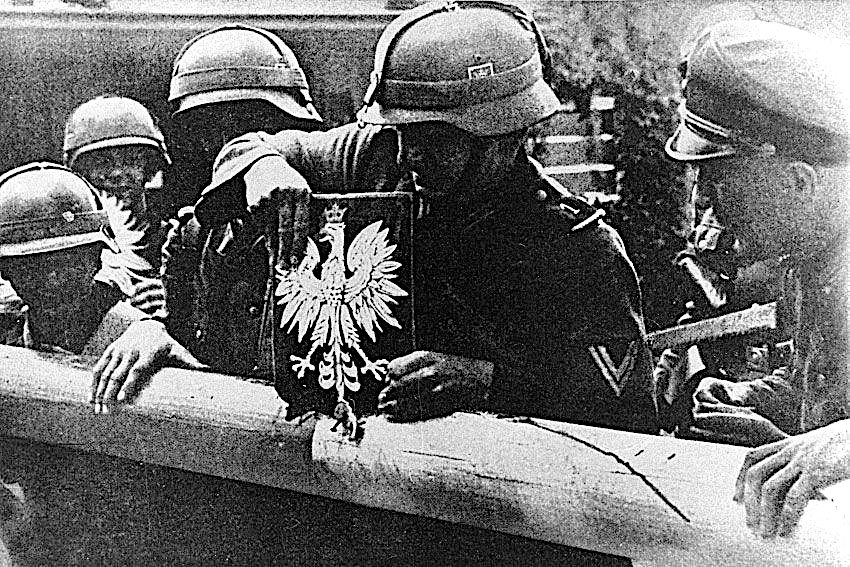 II wojna światowa była jedną wielką zbrodnią wywołaną przez szalone pożądanie władzy