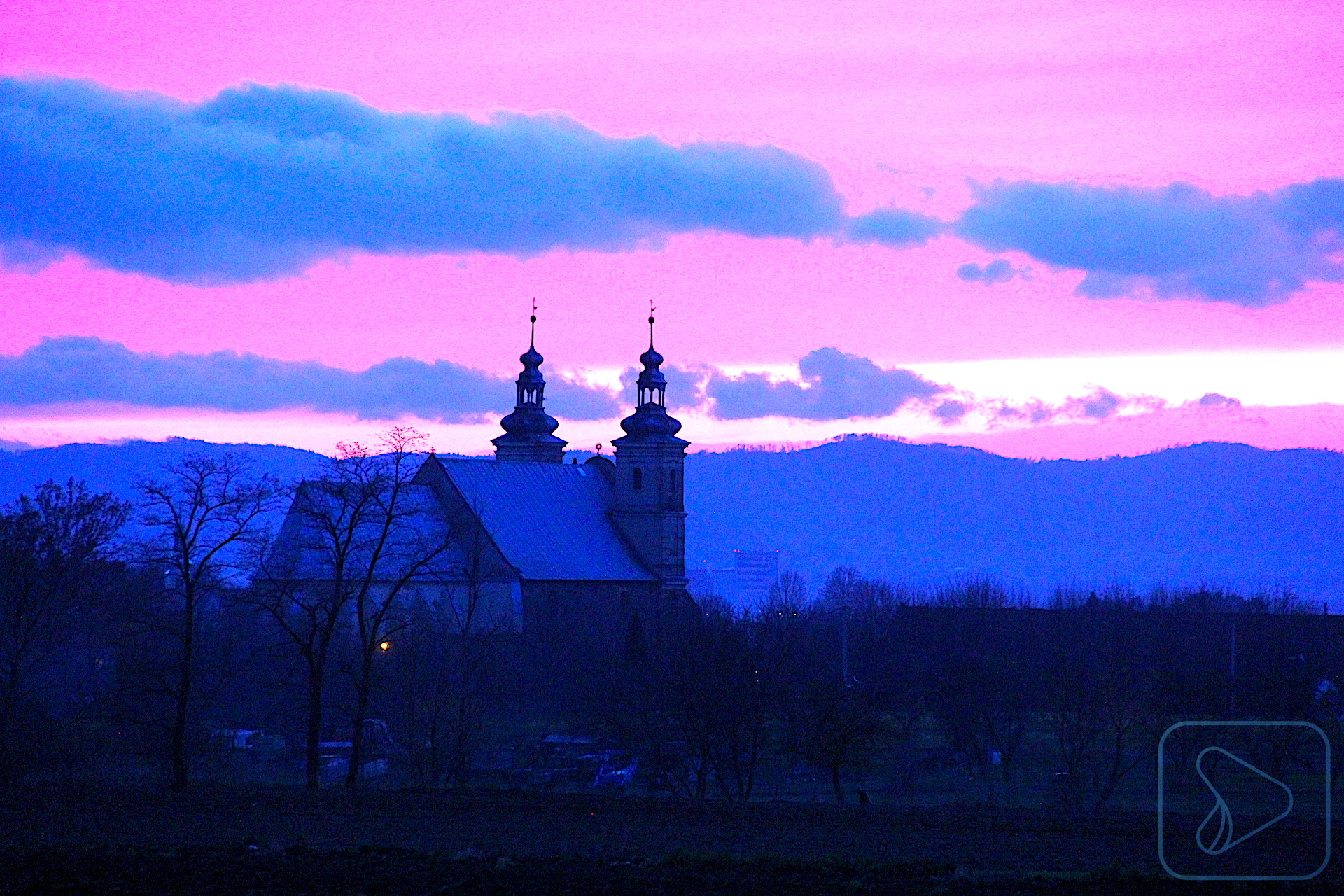Widok na horyzont dalszy niż sięga wzrok
