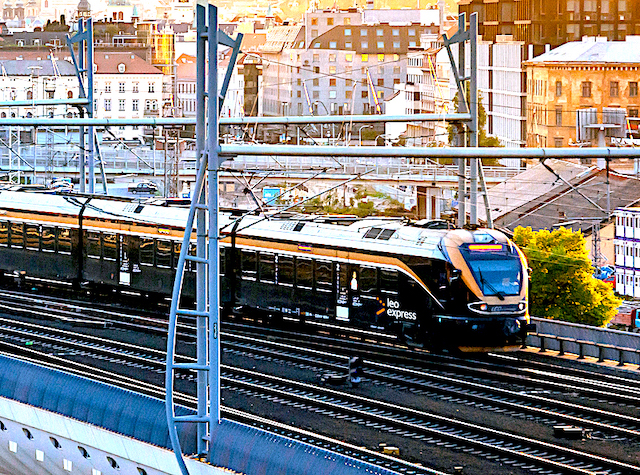 Miało być tak pięknie, ale tak nie jest – koleją z Wrocławia do Pragi jadą wybrańcy losu