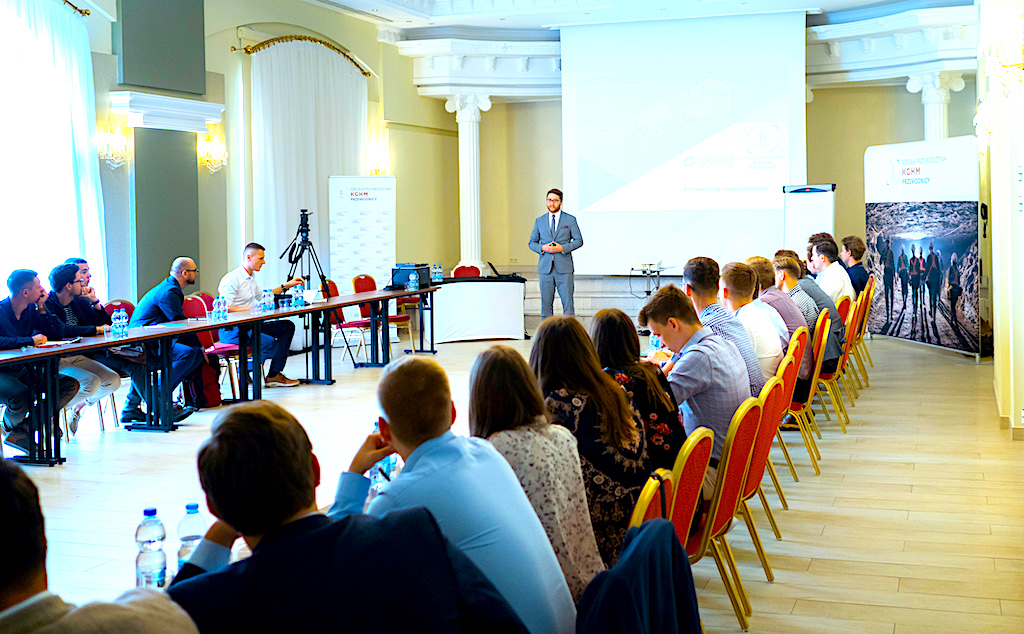 Talenty znowu poszukiwane – rusza druga edycja Szkoły Przywództwa „Przewodnicy”