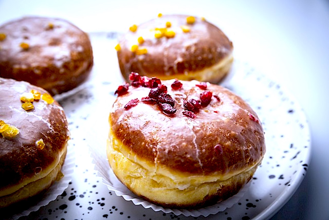 Tłusty czwartek – nierówna walka zdrowego rozsądku z pączusiową tradycją