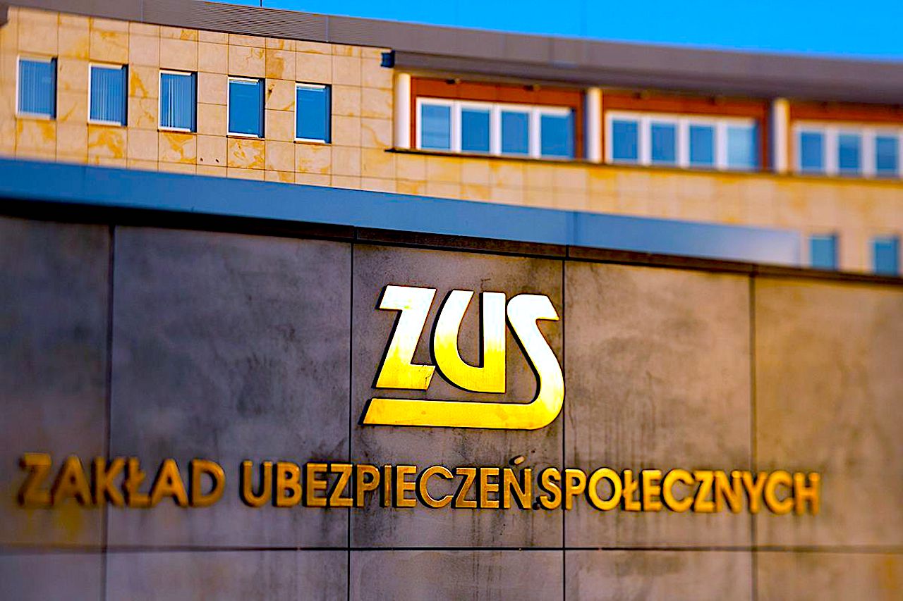 Pierwsze trzynastki jutro na kontach – wszystko przebiega zgodnie z planem