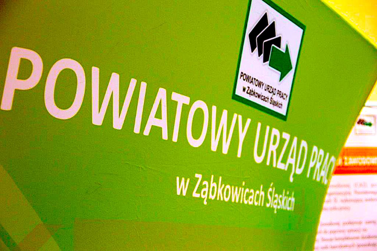 Rynek pracy zmienia się – w powiecie ząbkowickim bezrobocie systematycznie maleje
