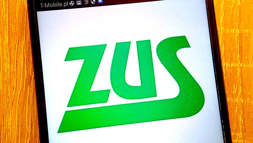 Zostajesz w domu z dzieckiem? Wniosek o zasiłek wyślij do ZUS online