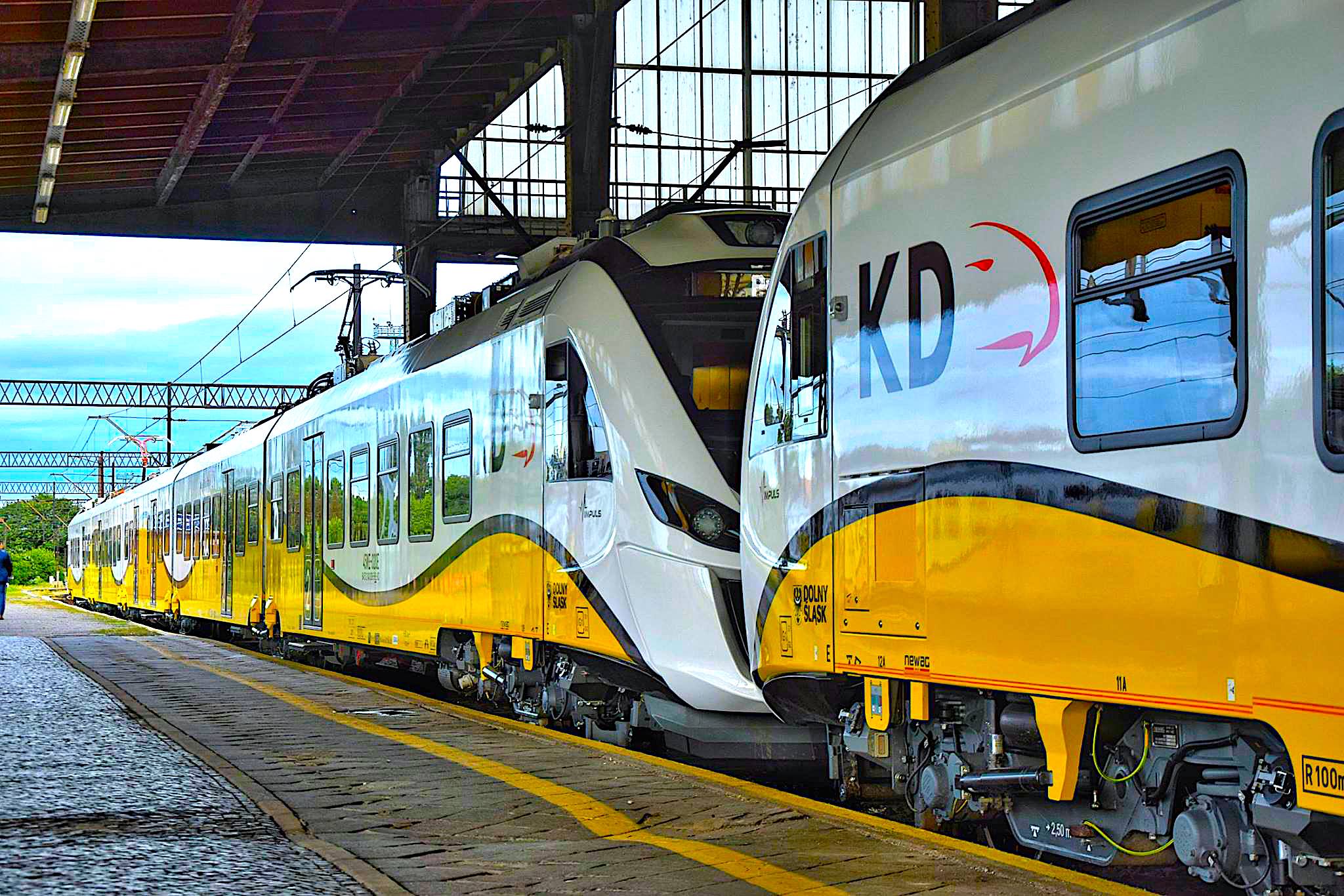 65% połączeń Kolei Dolnośląskich uległo korekcie – 55% mniej kilometrów w połączeniach