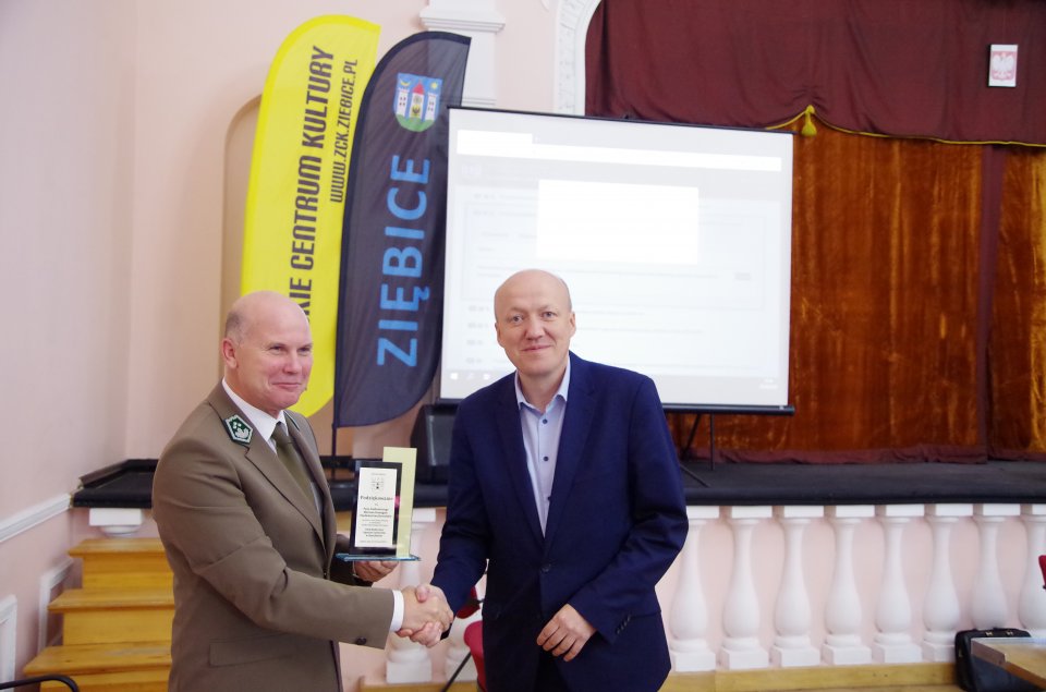 Burmistrz Ziębic z jednogłośnym wotum zaufania i absolutorium za rok 2019!
