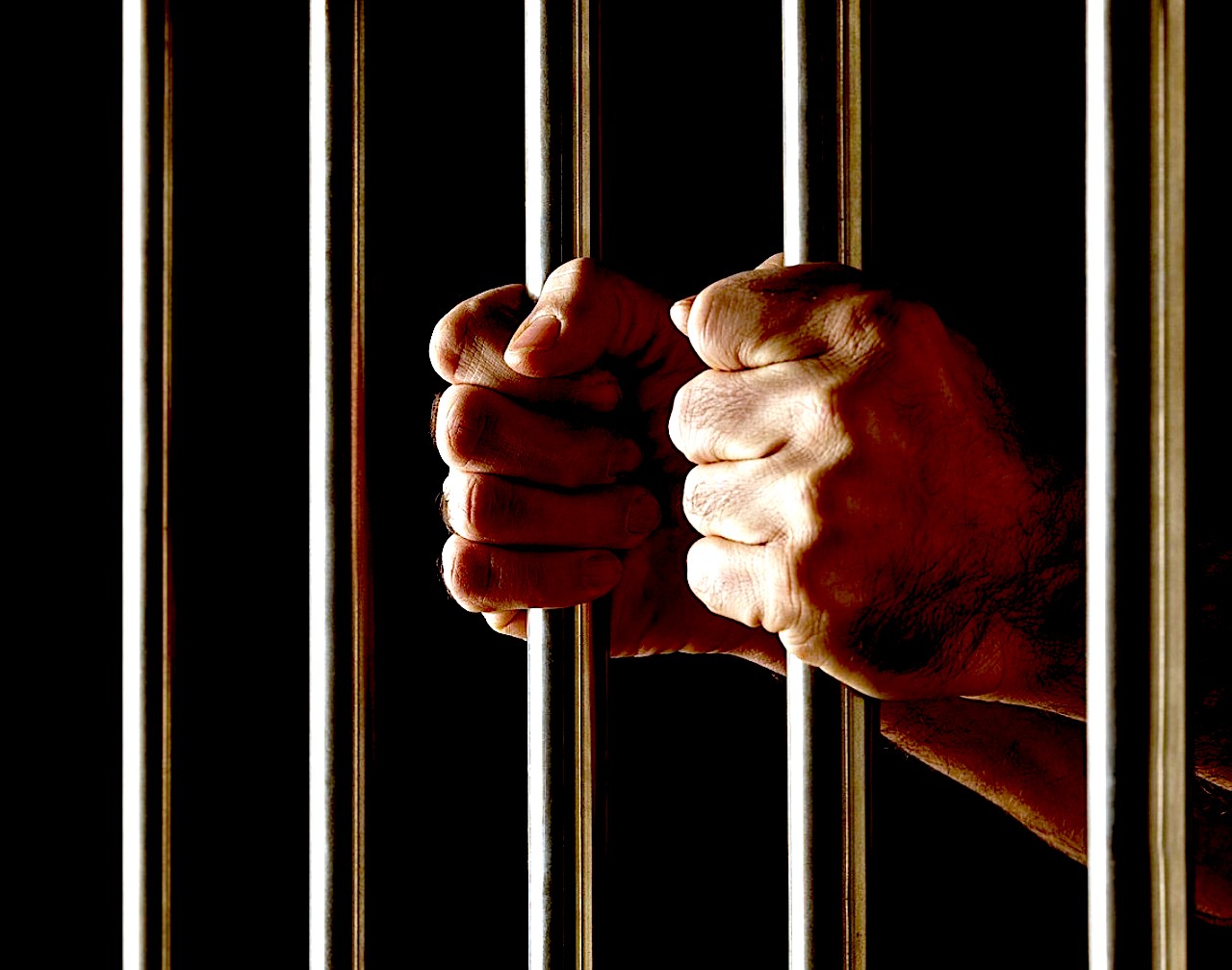 Nawarzył sobie taniego piwa – zapłaci jednak bardzo drogo