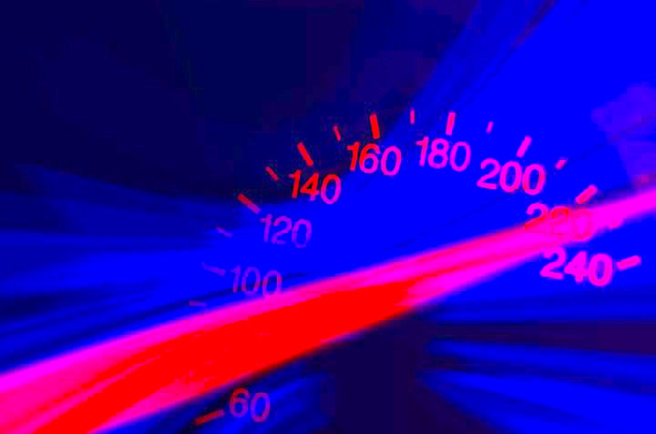 Ostra jazda „z trzymanką” – jak zatrzymać drogowych piratów?