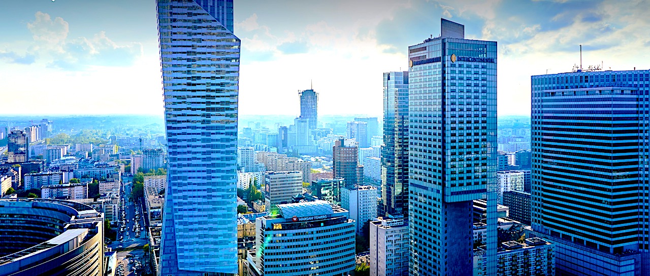 Helikoptery nad wielkim miastem – perswazja kontra refleksja