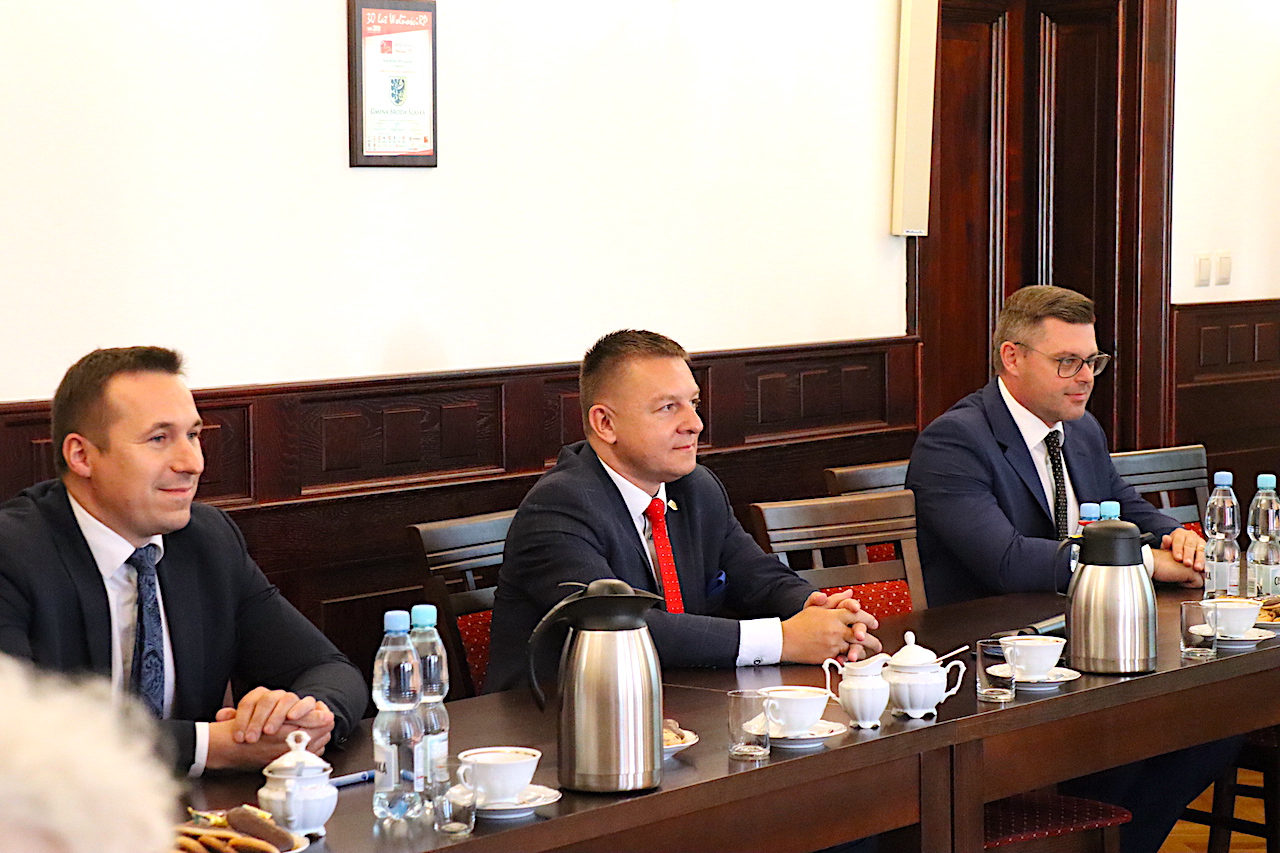 Innowacyjny inkubator przedsiębiorczości ma powstać w Stoszowicach – samorządy stawiają na lokalny biznes