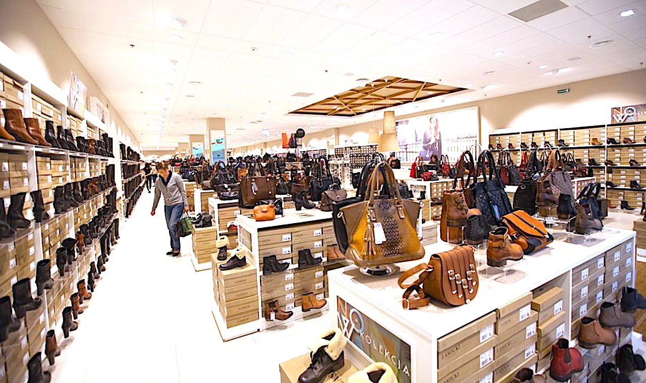 Polki mają 17 par butów, Polacy 7 par – taka jest średnia krajowa według badania zleconego przez Grupę CCC