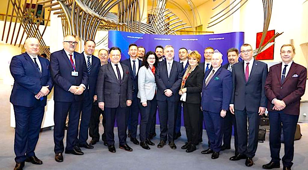 Różne opinie w polskiej delegacji w Komitecie Regionów w sprawie weta do unijnego budżetu – EPL: „Oświadczenie polskiej delegacji nie wypracowane w formie jednogłośnego poparcia” – EKR: „Historia weta jest znana, nie jesteśmy pierwszym krajem, który je stosuje”