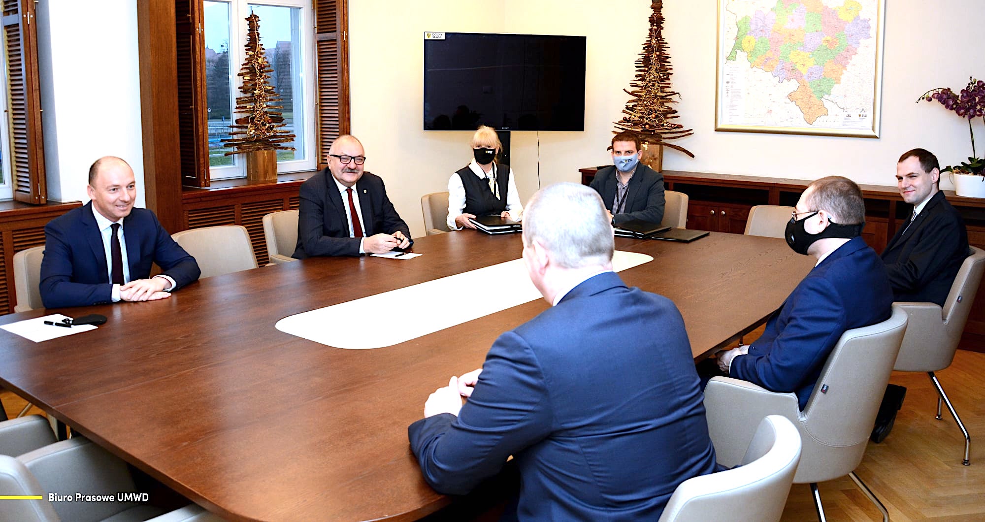 Więcej połączeń kolejowych w regionie – województwo dolnośląskie i Polregio podpisały 10-letni kontrakt na wykonanie przewozów kolejowych w regionie