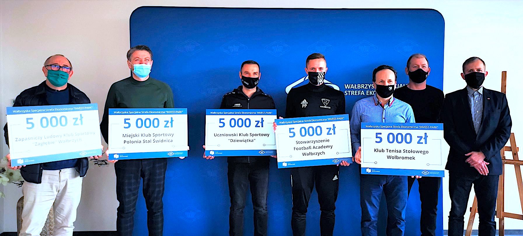 Invest-Park w środowisku lokalnym – kluby sportowe otrzymały finansowe wsparcie WSSE