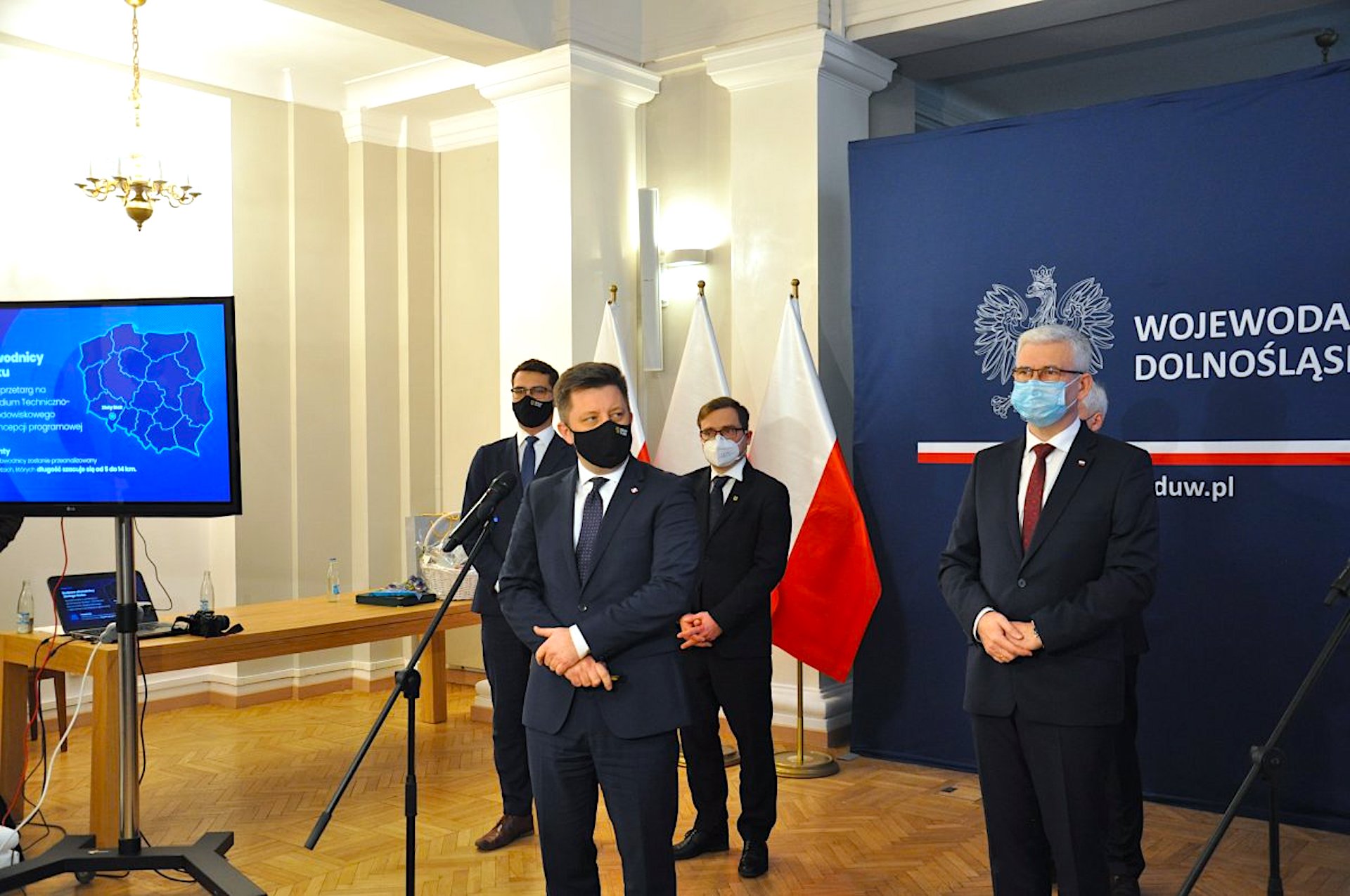 Prawie 200 mln zł z Rządowego Funduszu Inwestycji Lokalnych dla samorządów subregionu sudeckiego – gminy, powiaty i województwo będą realizować projekty potrzebne mieszkańcom [VIDEO / FOTO]