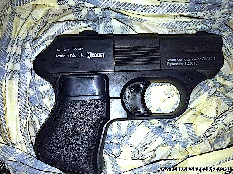 Przestępstwami się zajmował tam i tu – wpadł w swoim mieszkaniu