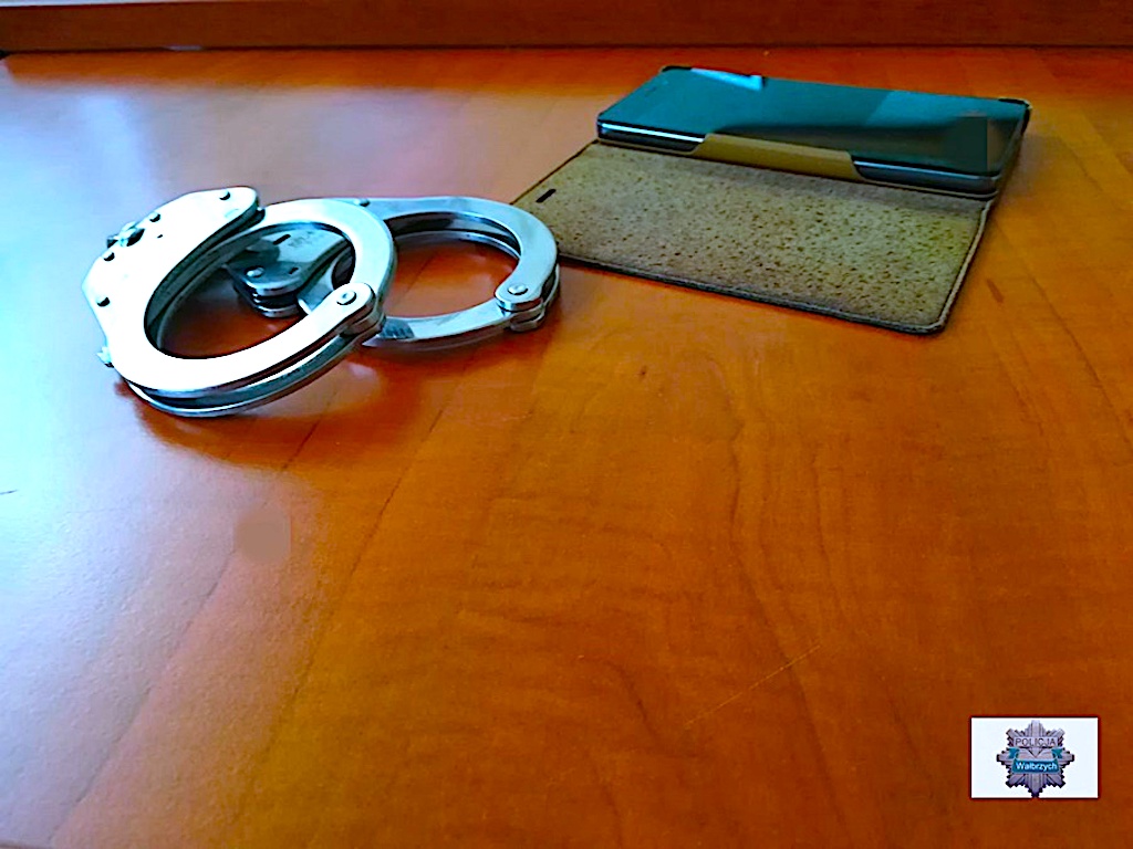 Złodzieje wykorzystują okołoświąteczne zamieszanie – uważajmy w tych dniach na swoje mienie