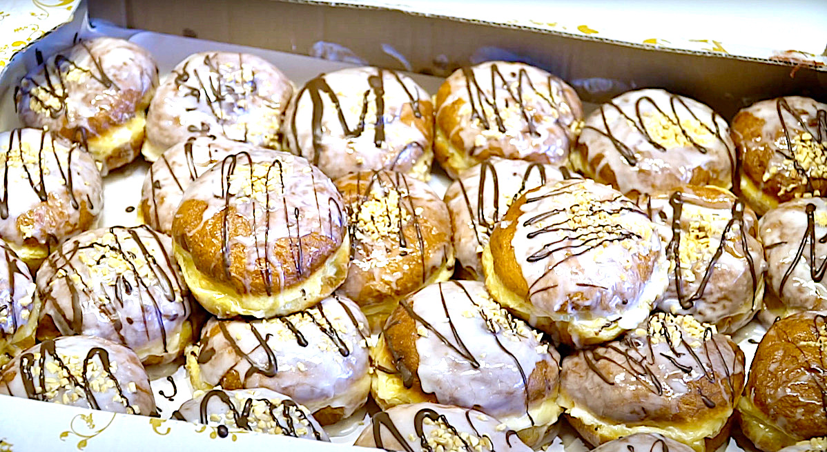 Słodki pączek w tłusty czwartek – tylko jeden? [VIDEO]