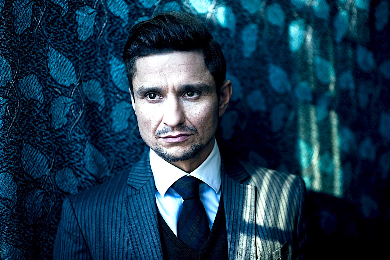 Jedyny taki głos na polskiej scenie – Janusz Radek