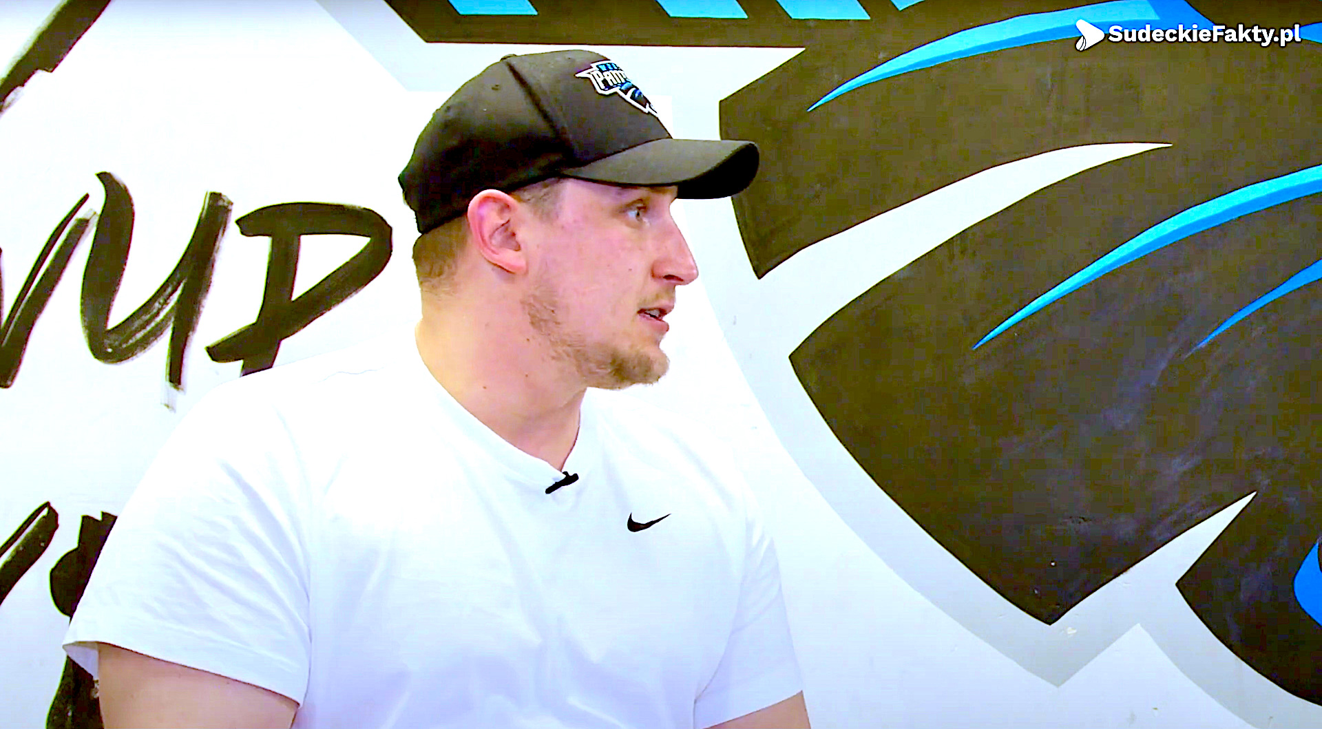 STUDIO FAKTY – Michał Latoś: „Futbol amerykański rządzi sportem w USA – w Polsce tę dyscyplinę jeszcze widzi się jako coś nowego” [VIDEO]