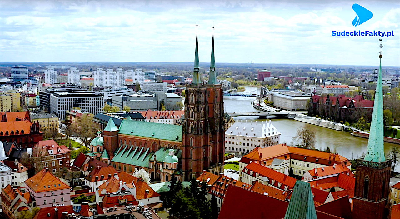 Lewica: „Fundusz Odbudowy jest potrzebny Polsce” – Prawica: „Ponadpolityczna zgoda to optymistyczny sygnał dla samorządów i przedsiębiorców [VIDEO]