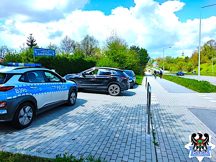 Nadmierna prędkość i nietrzeźwość – śmiertelne niebezpieczeństwo dla wielu ludzi