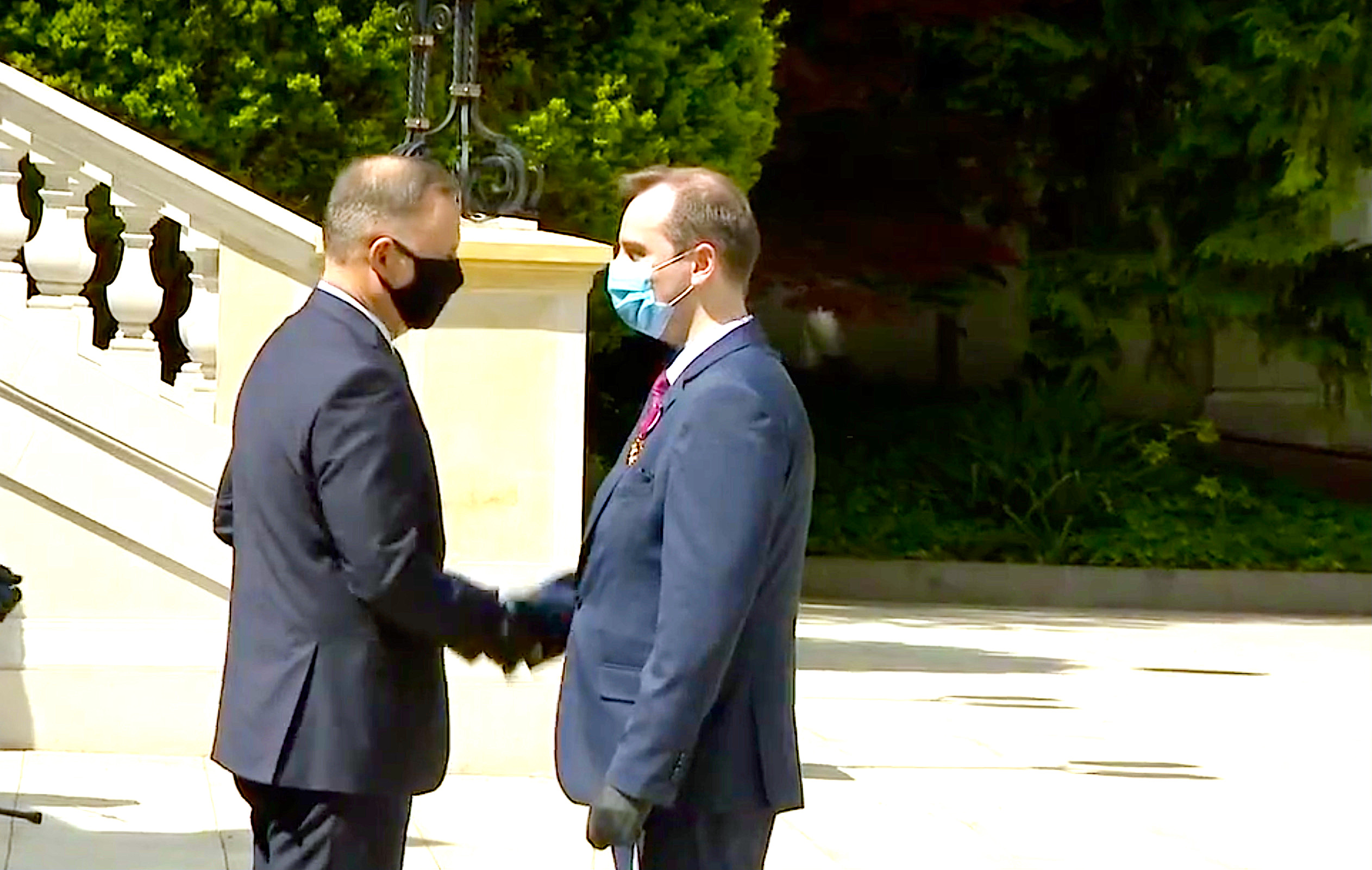 Prezydent RP Andrzej Duda: „Dziękuję Państwu za służbę dla Rzeczypospolitej i dla swoich społeczności lokalnych” – wśród wyróżnionych samorządowców burmistrz Kamieńca Ząbkowickiego Marcin Czerniec