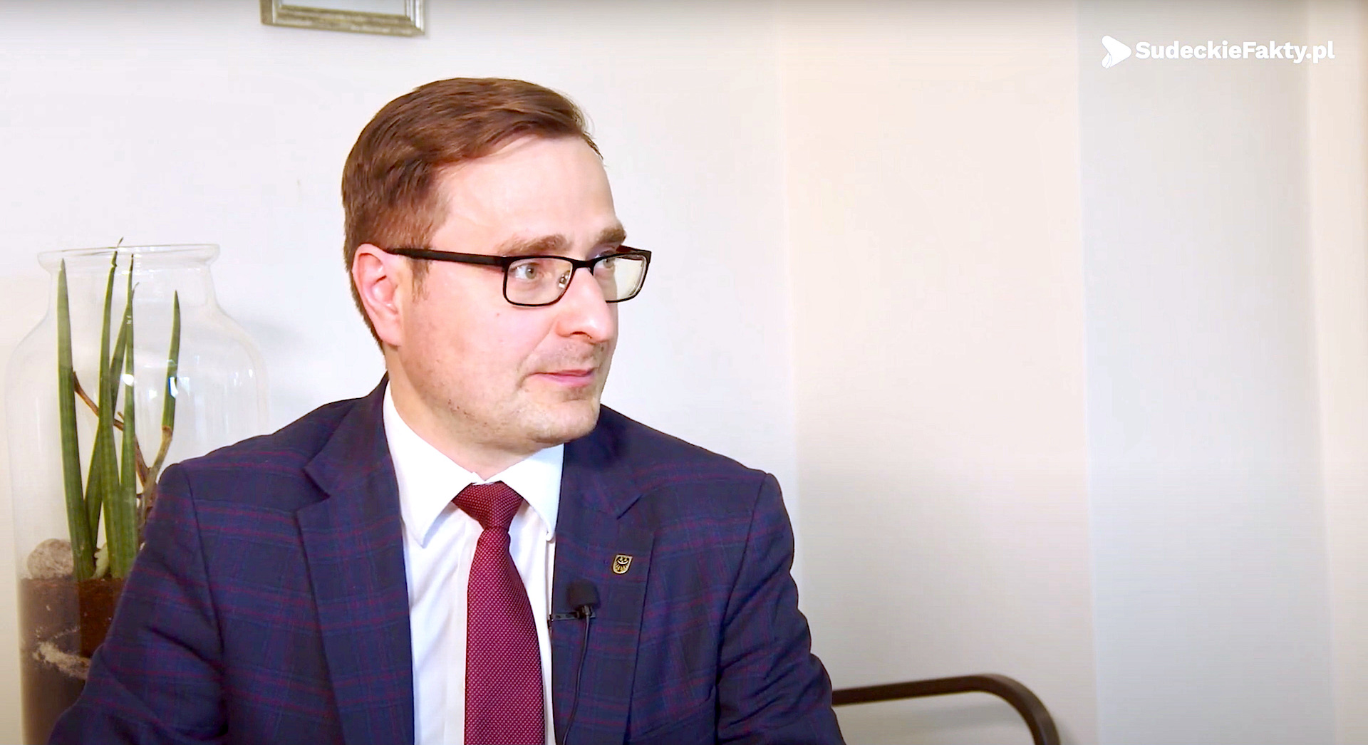 STUDIO FAKTY – Marcin Krzyżanowski: „W chwili, gdy rozmawiamy, około 900 osób wciąż walczy z chorobą – szczepienia są wyrazem odpowiedzialności” [VIDEO]