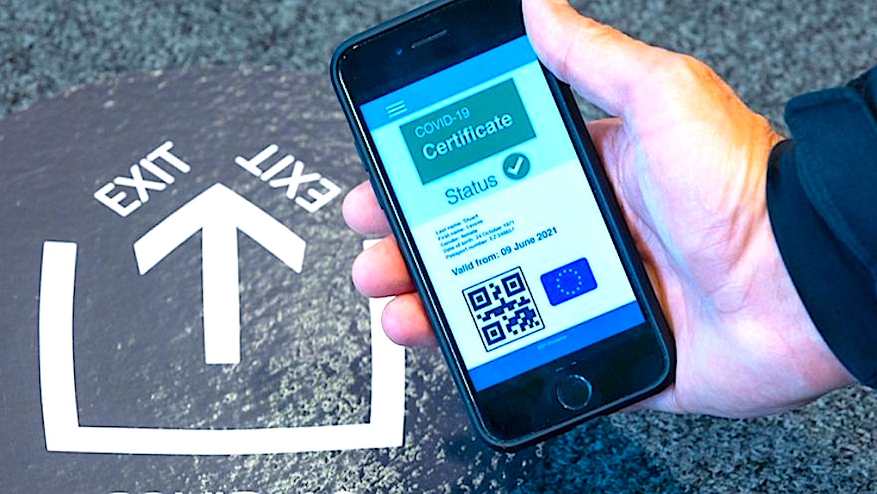 Unijny certyfikat cyfrowy Covid – uznawane będą cztery szczepionki i niektóre testy