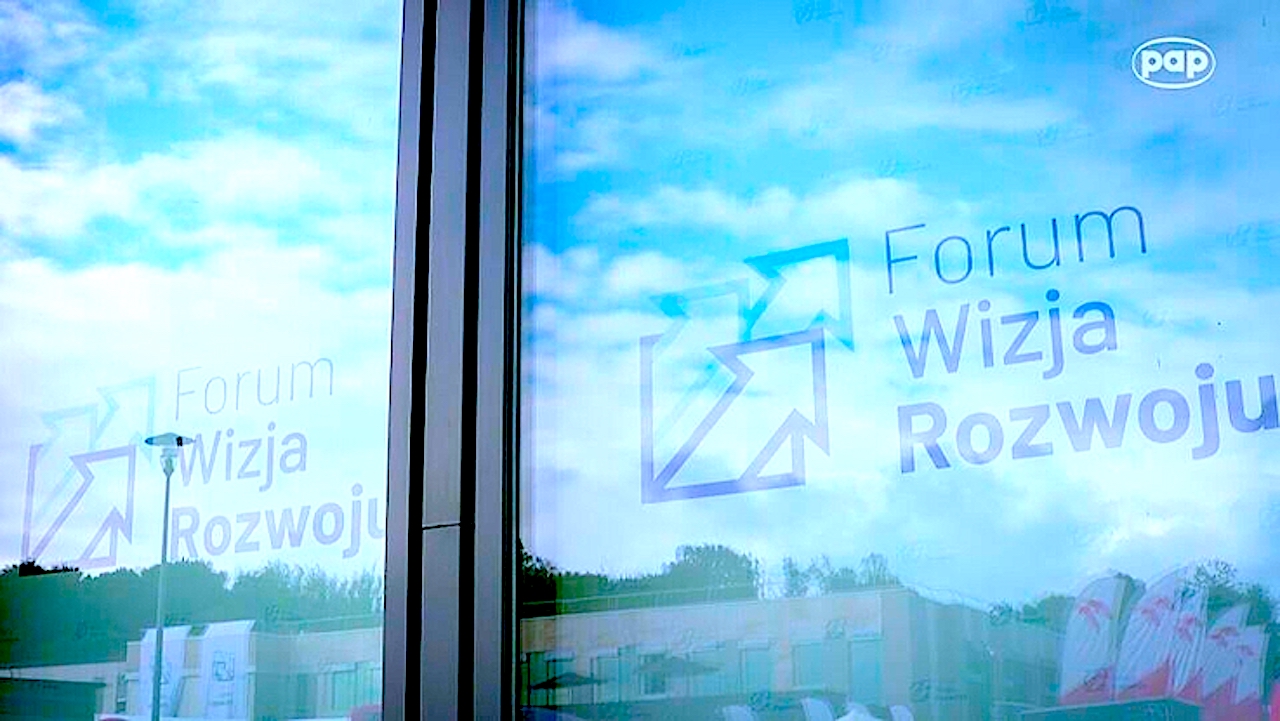 Piotr Mazurek: „Polski Ład wychodzi naprzeciw młodemu pokoleniu” [VIDEO]