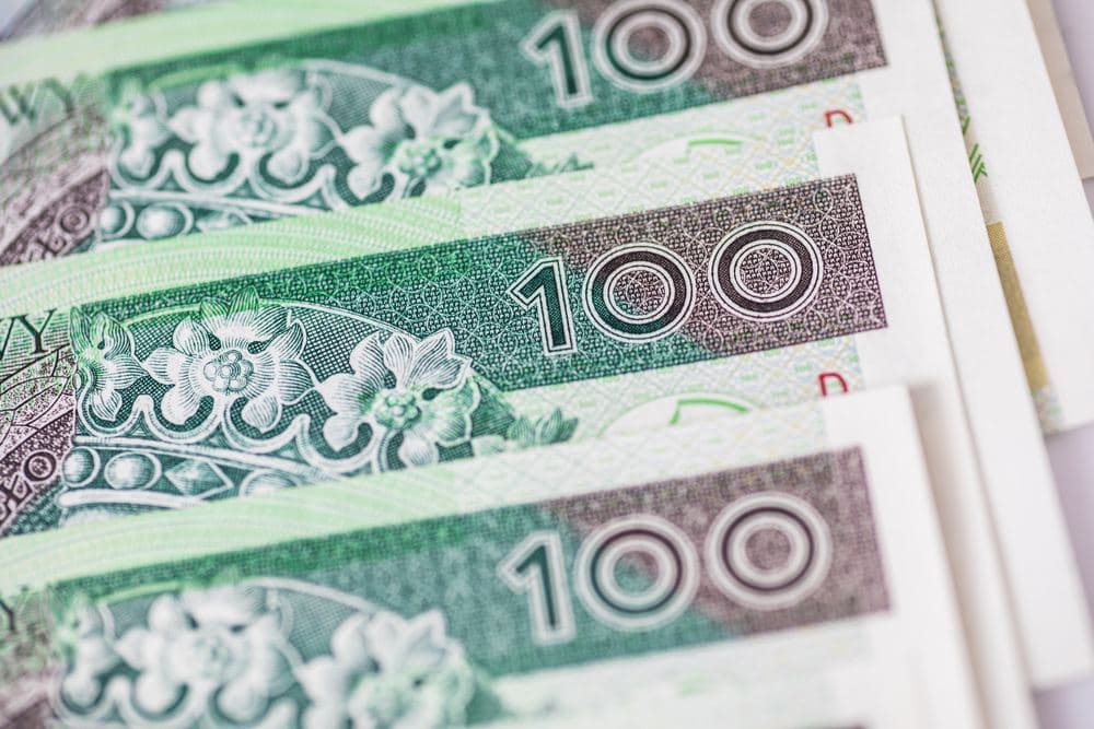 Wypłacono już 77,3 mln złotych na dolnośląskie wyprawki