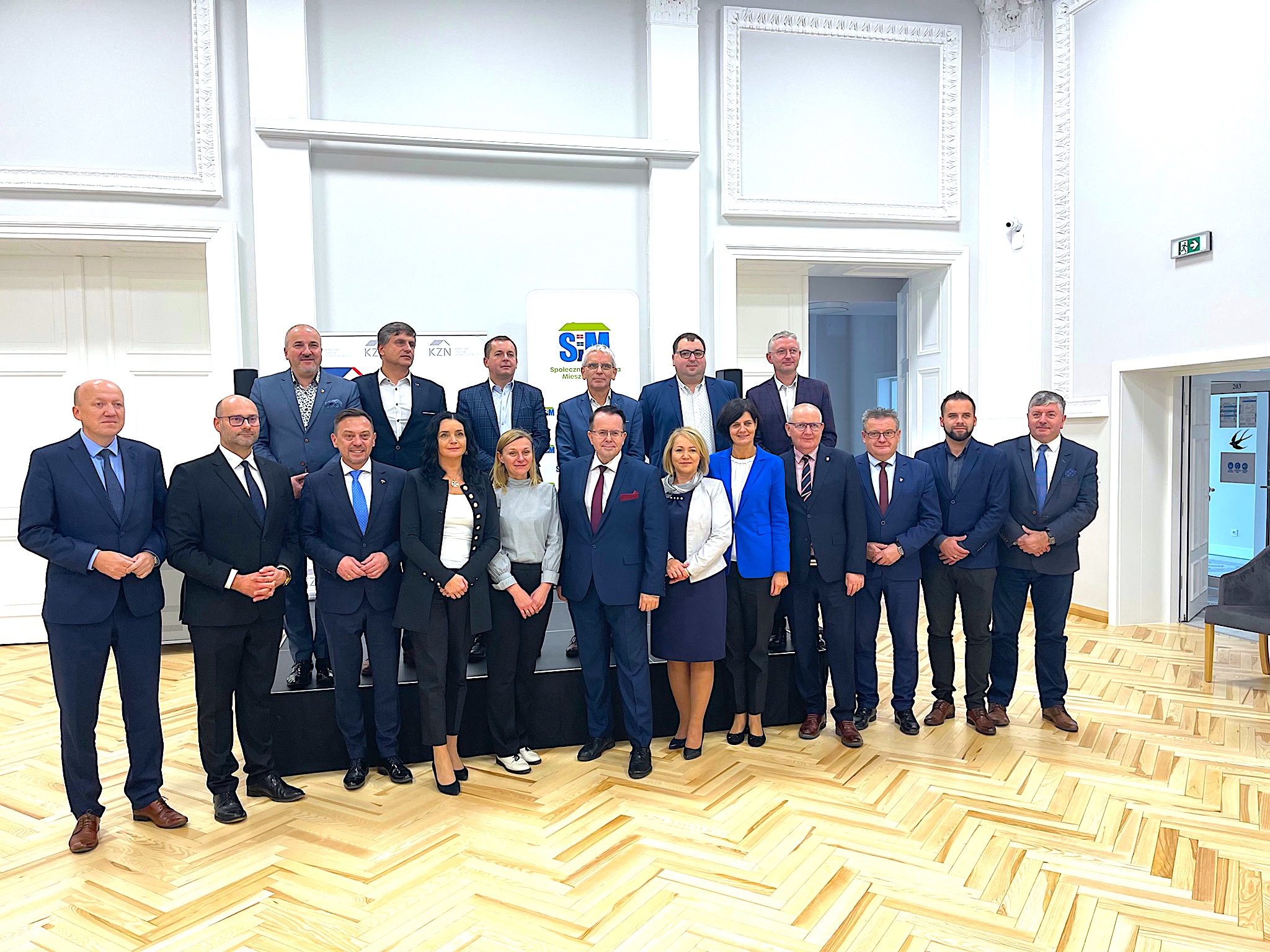 17 gmin wybuduje 900 mieszkań – dzięki wsparciu Krajowego Zasobu Nieruchomości powołano „SIM Sudety”