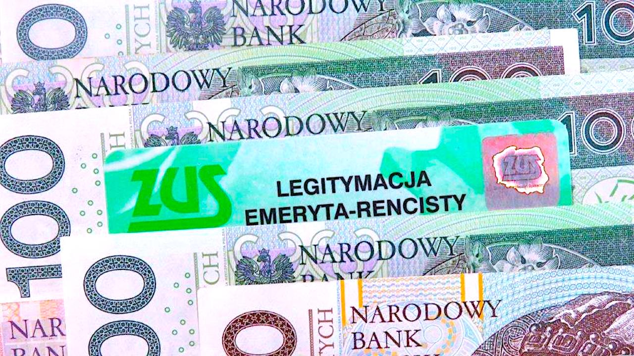 Dodatkowe pieniądze dla „czerwcowych” emerytów w październiku – „czternastka” w listopadzie i nie trzeba składać wniosków