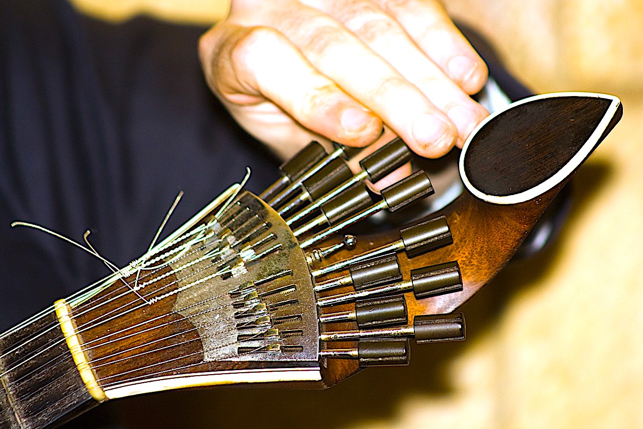 Jesienne fado – dobrze się słucha w jesienne dni, szczególnie wieczorem…  [VIDEO]