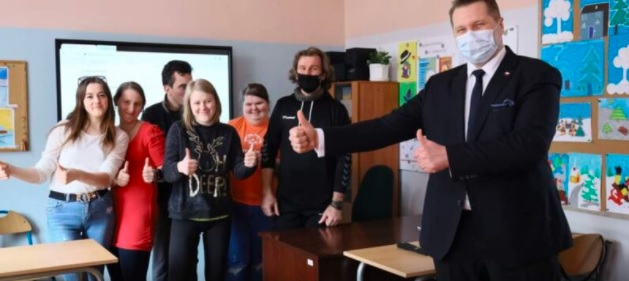 Przemysław Czarnek: „Będą mieli HIT w szkołach”