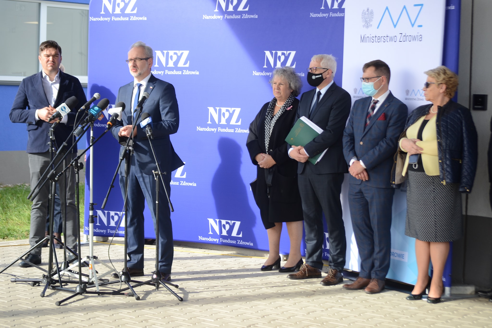 Minister Zdrowia apeluje do Polaków, żeby się szczepili i nosili maseczki