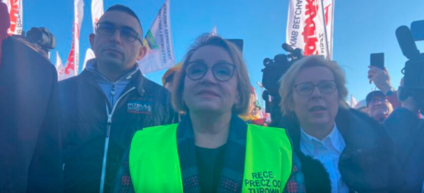 Protestują przed siedzibą TSUE ws. Turowa