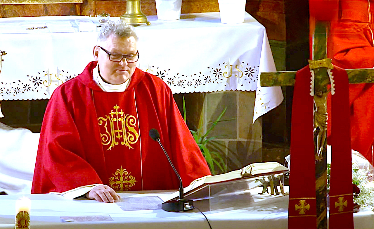 Mówił, że „zabije księdza” – groźny incydent w Dziećmorowicach i kolejny w diecezji świdnickiej