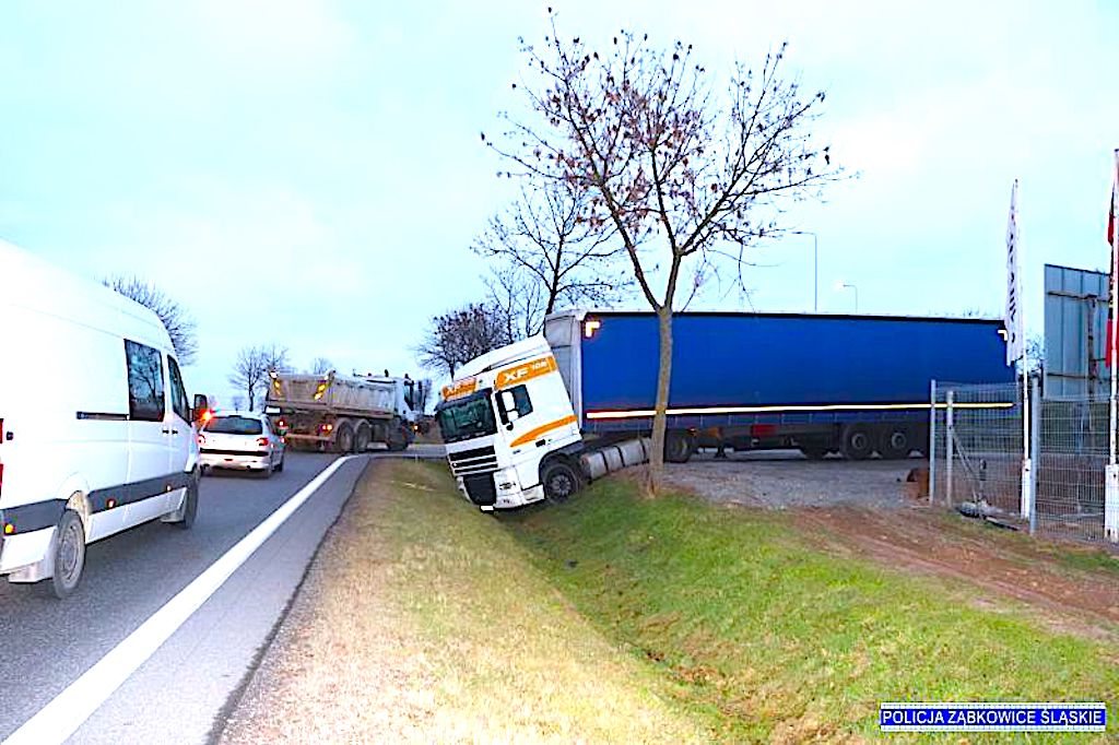 Piłeś, więc nie jedź, a ten jeszcze pomoc wzywał – gdyby wyjechał na Ósemkę… !