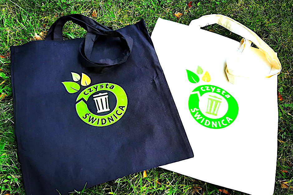 Wywalamy foliówki i nosimy reklamówki – świdniczanie będą mogli wykazać się troską o środowisko naturalne