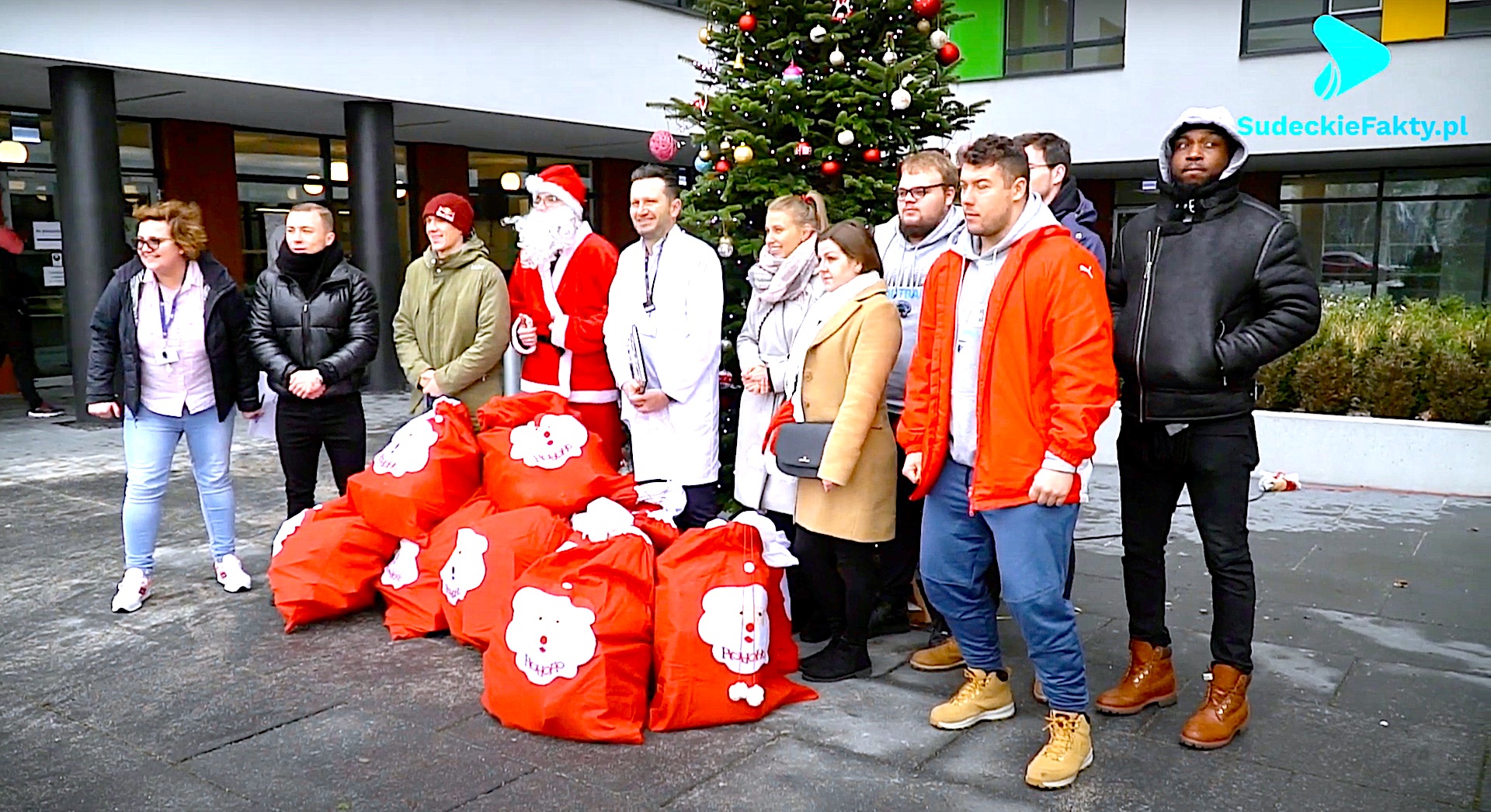 Dla uśmiechu chorego dziecka – inicjatywa Fundacji Cancer Fighters [VIDEO]