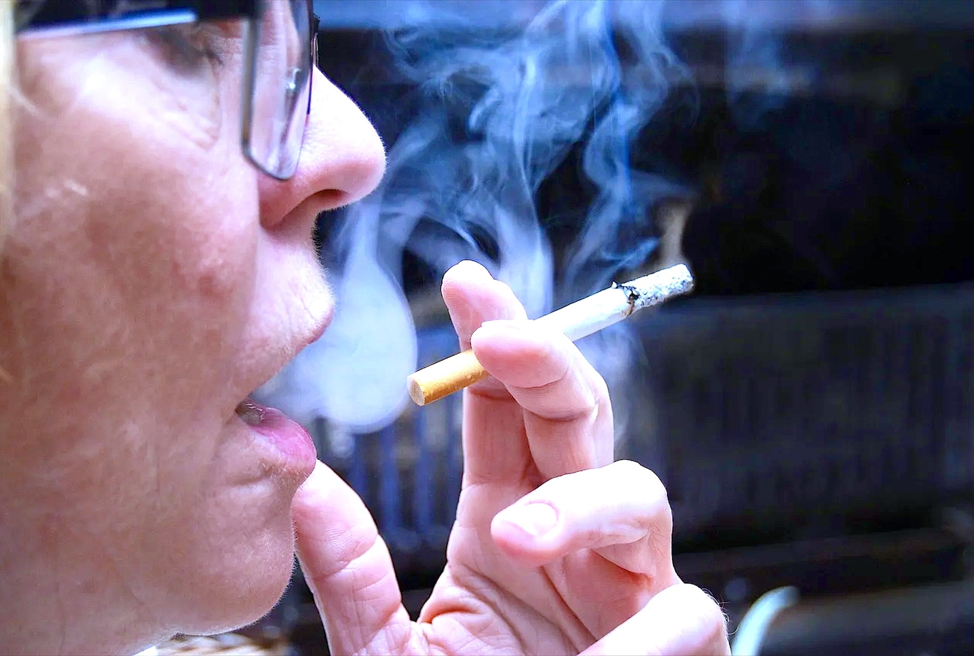 Kraje Unii Europejskiej w różnym zakresie wdrażają regulacje wspierające środowisko wolne od dymu