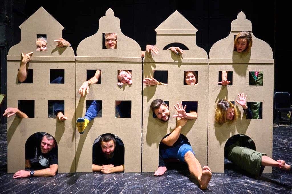 „Rok na ziemi” – o tym, jak zmieniają się pory roku