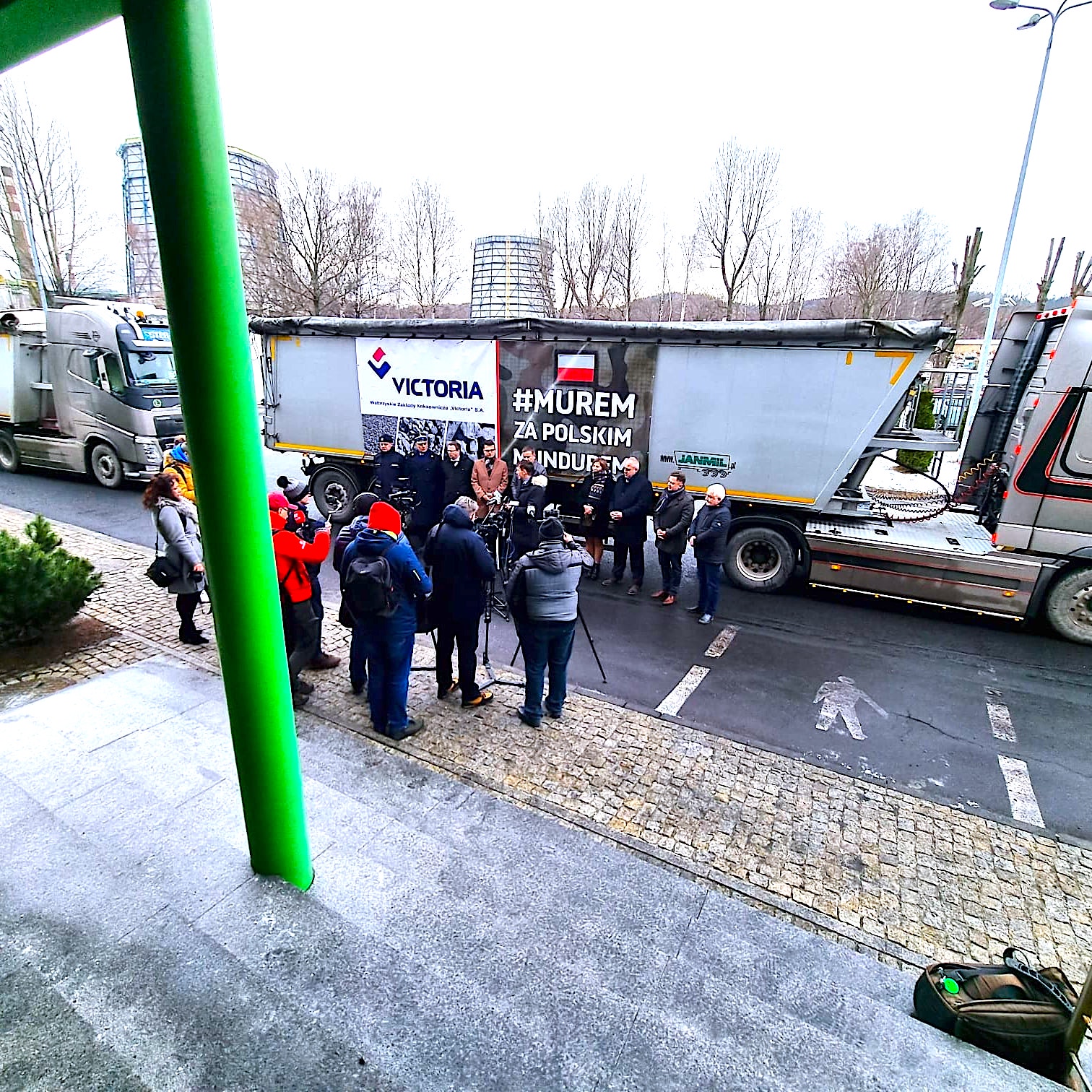 Wałbrzyska „Victoria” #MuremZaPolskimMundurem – koks ogrzeje tych, którzy chronią granicę Polski