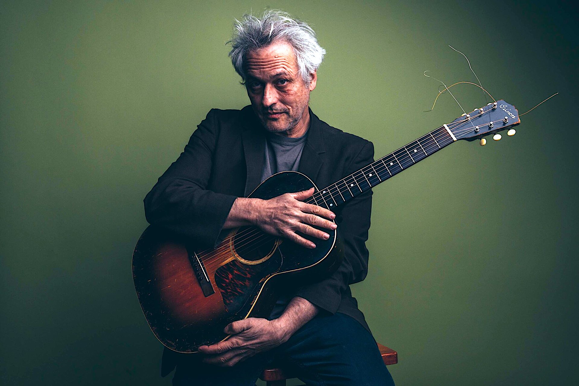 Jest muzycznie nieprzewidywalny – „Marc Ribot Solo”