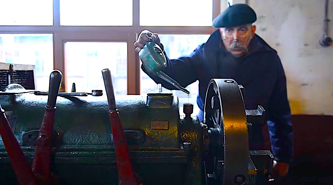 Ten warsztat powstał ponad wiek temu i do dzisiaj działa – zobacz to na własne oczy w Jaworzynie Śląskiej [VIDEO]