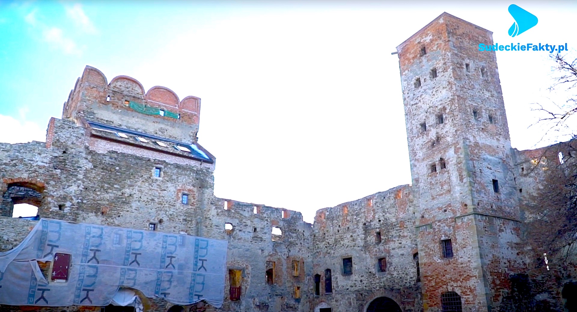 Ząbkowickie zamczysko odzyskuje oddech – wiosną zobaczymy efekty wielkiej renowacji zabytkowej atrakcji miasta Krzywej Wieży