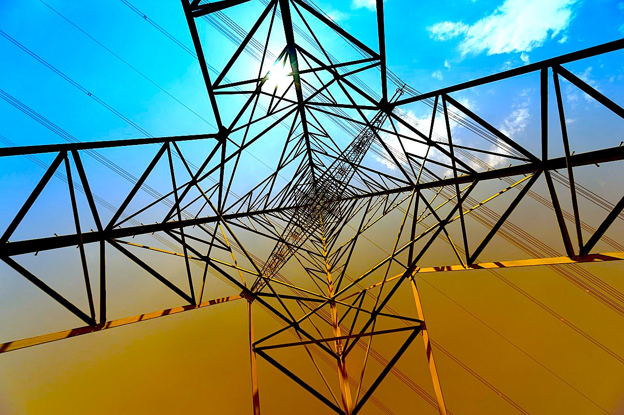 Niespełna co piąty Polak jest świadomy, z czego wynikają ceny energii